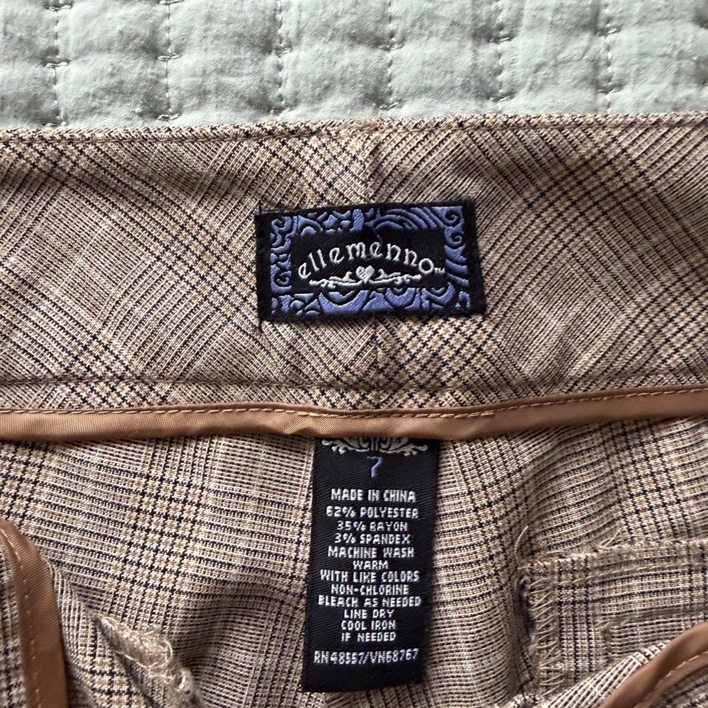 Vintage Y2K Tan Plaid Pedal Pushers - Picture 6 of 10